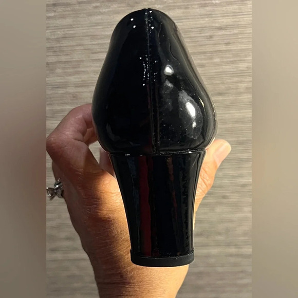 Stuart Weitzman size 8 1/2 M black patent leather heels - Picture 6 of 12